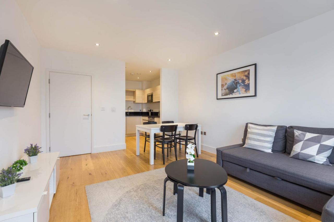 Portobello Apt With Floor-To-Ceiling Views Londra Exterior foto