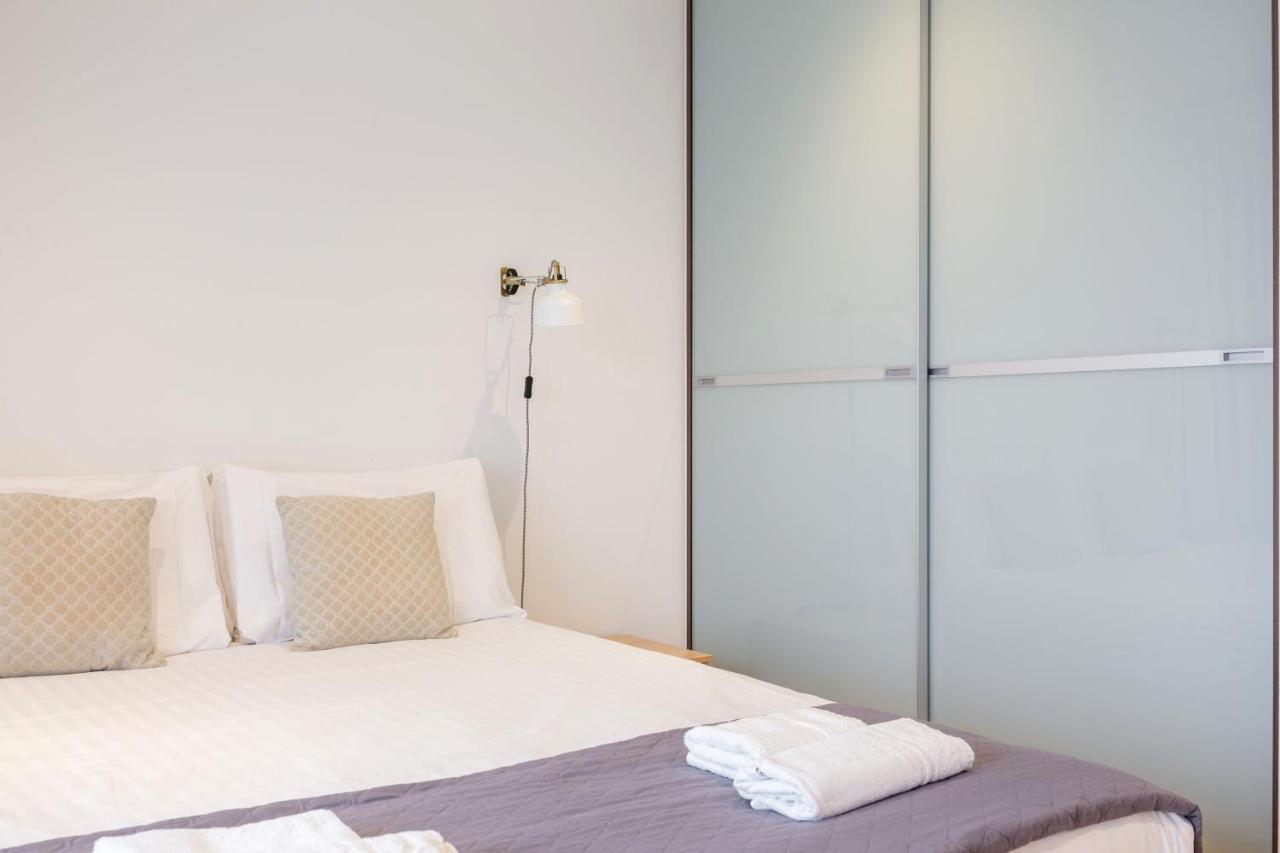 Portobello Apt With Floor-To-Ceiling Views Londra Exterior foto
